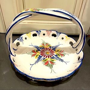 Hand painted Portuguese Majolica glaze ceramic floral braid Easter basket RCCL
